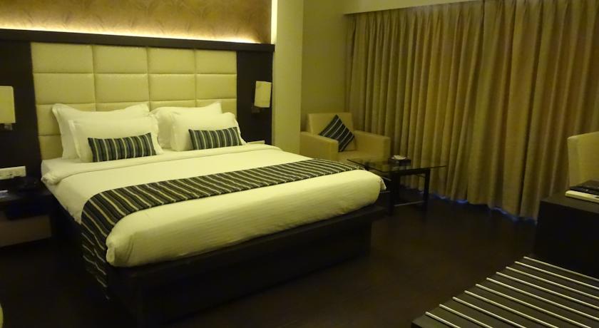 Hotel Galaxy Mumbai Room photo
